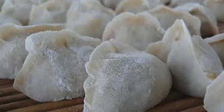 速冻水饺为什么冻不裂?