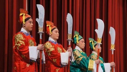 群众演员,为什么叫「跑龙套的」?