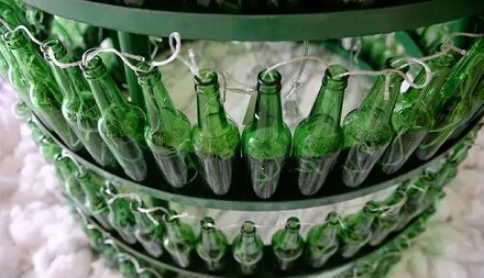 为什么大多数啤酒瓶要生产为绿色?
