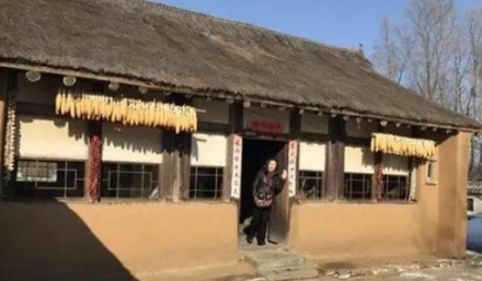 为什么加拿大的大门都是朝内开的?