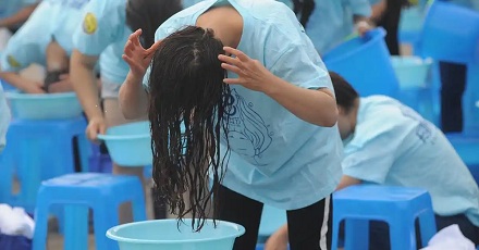 为什么中医不建议早上洗头？