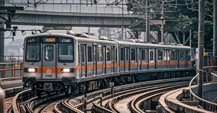 地铁是怎么被放进去的?