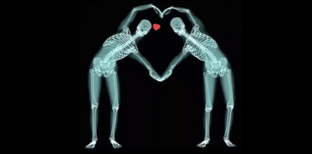 为什么医生会让骨折的病人等几天再手术？