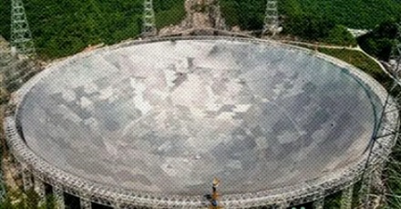 「中国天眼」望远镜遇到暴雨会装满吗？怎么排水？