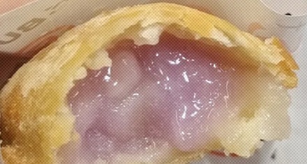 芋头明明是白色，为啥我们吃的「香芋味」都是紫色馅？