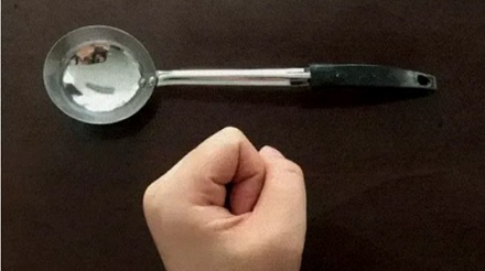 法医尸检的工具箱里,为啥有个汤勺?
