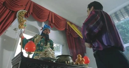 为什么港片里黑社会爱拜关公?