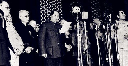 开国大典时54门礼炮齐鸣28响的寓意是什么?